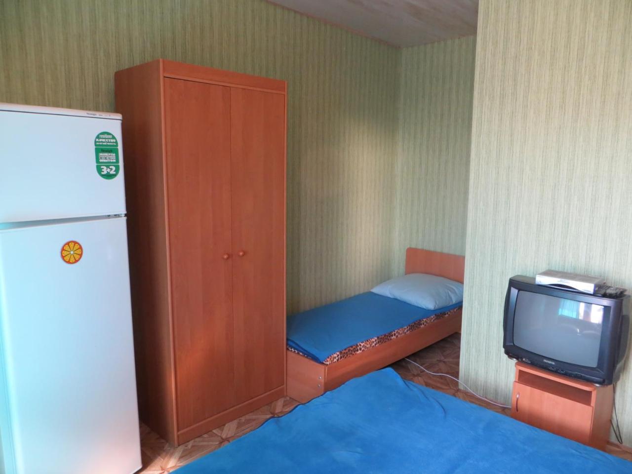Monte Karlo Hotel Zaliznyy Port Ngoại thất bức ảnh